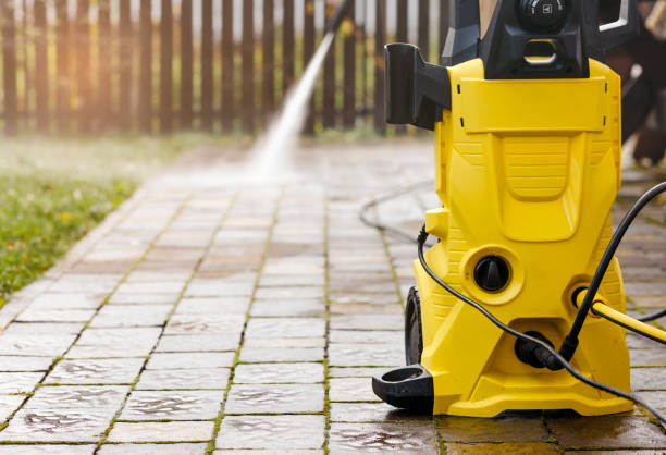 Best Playground Equipment Cleaning  in Keewatin, MN